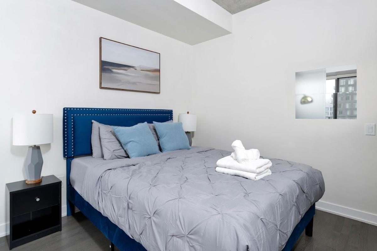 King St W Getaway Perfect For Food Lovers Toronto Buitenkant foto